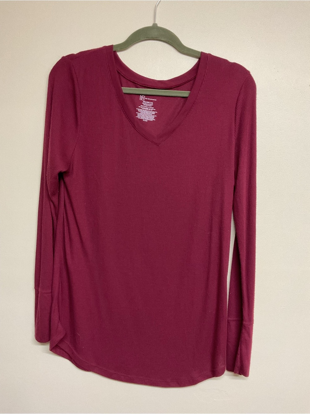 No Boundaries Burgundy V‑Neck Long Sleeve Top